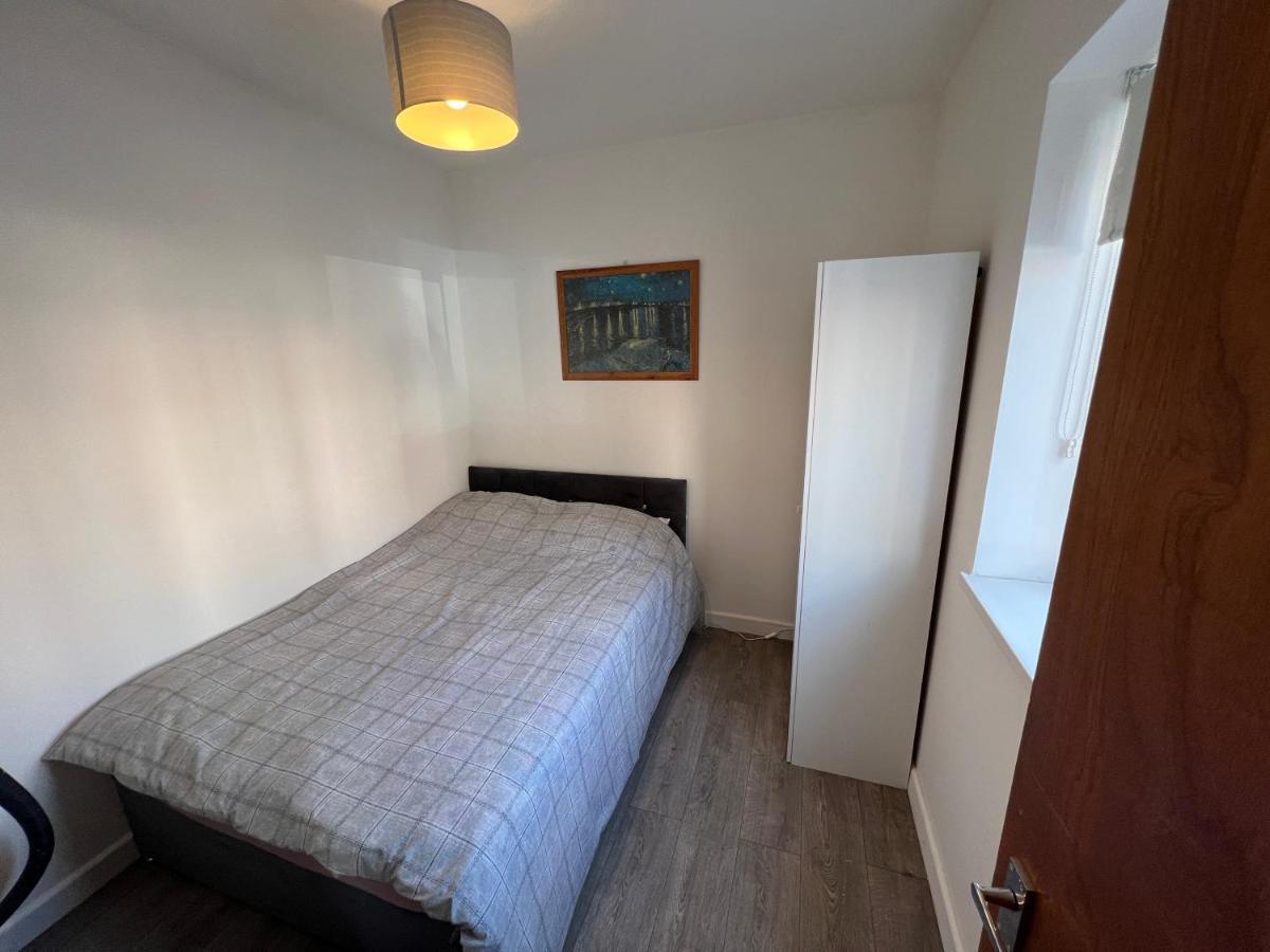A Spacious Flat Cardiff Dış mekan fotoğraf